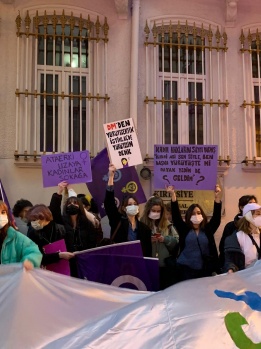 8 Mart Feminist Gece Yürüyüşü