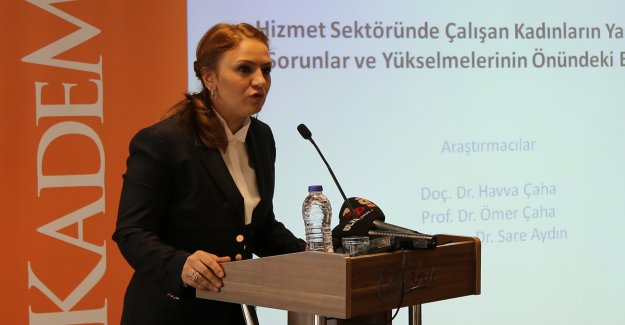 KADEM Başkanı Sare Aydın; "Kadına 2 Rolü Yüklemek İnsafsızlık"